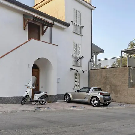 A Casa Di Betti Apartment *
